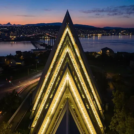 Practical In The Center 公寓 特罗姆瑟